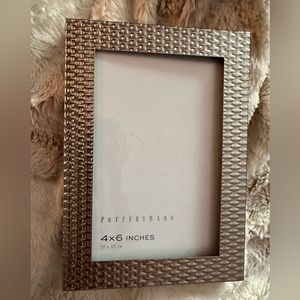 Pottery Barn Silver 4 x 6 picture frame
